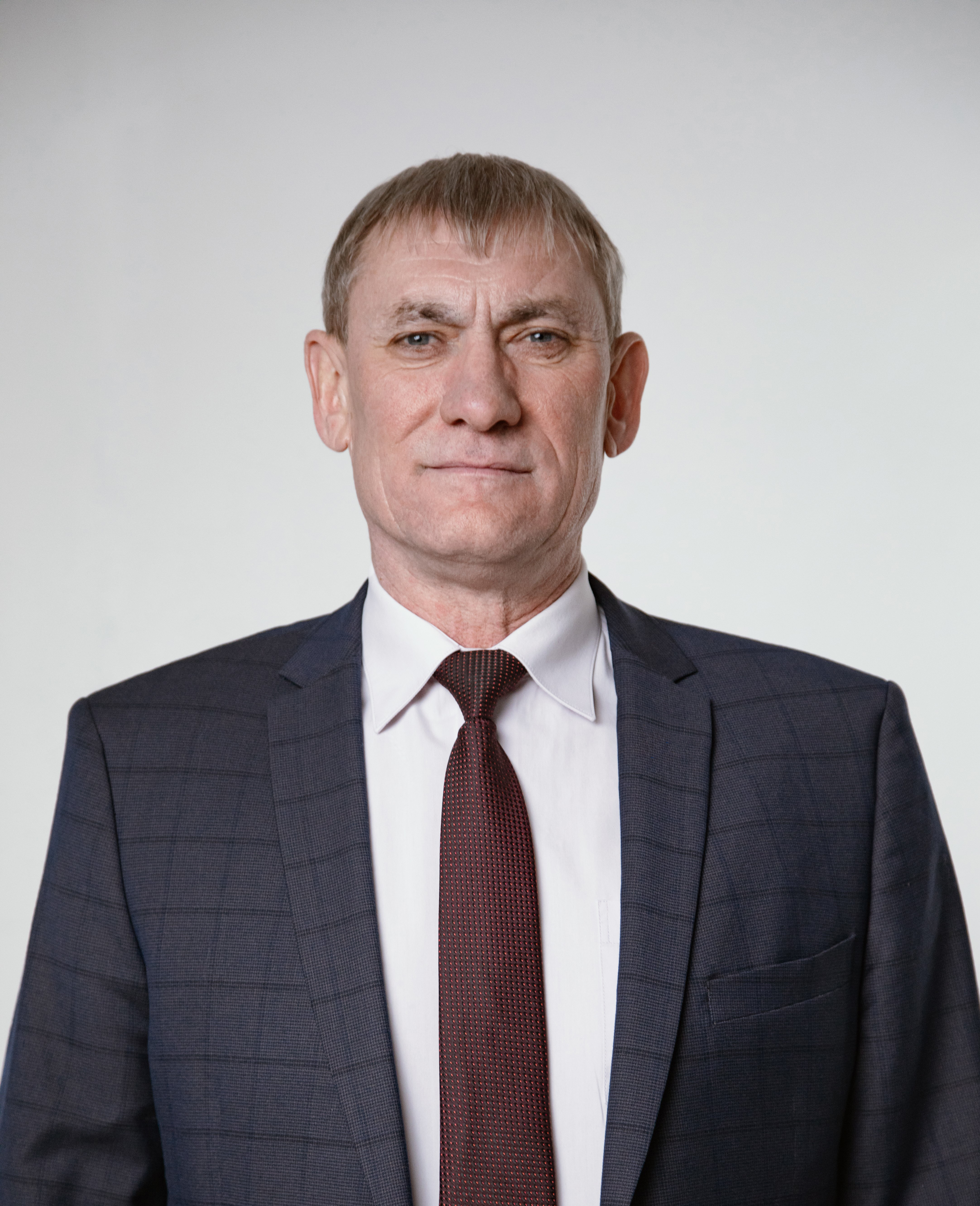 Глушков Юрий Николаевич.