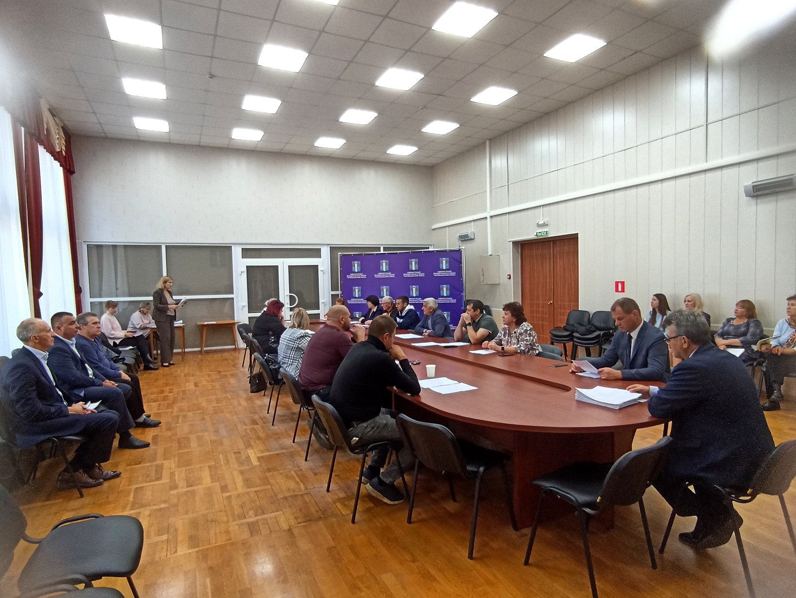 Второе заседание Думы нашего округа первого созыва.