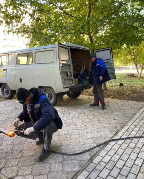 Калужские бригады продолжают аварийно-восстановительные работы в Луганской Народной Республике.